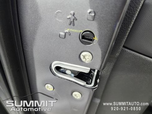 New 2025 Jeep Grand Cherokee Limited w/ Black Appearance Package image 40