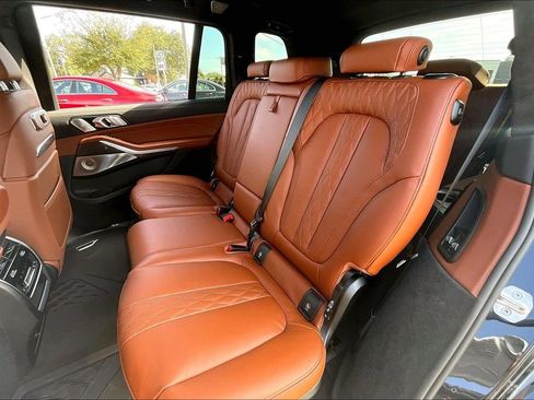 New 2026 BMW X7 M60i image 23