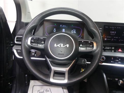 Used 2024 Kia Sportage LX FWD image 29