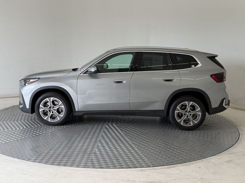 Used 2023 BMW X1 xDrive28i w/ Convenience Package AWD/4WD image 2