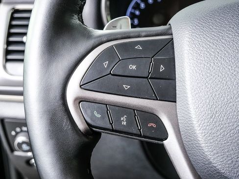 Used 2020 Jeep Grand Cherokee Limited X image 10