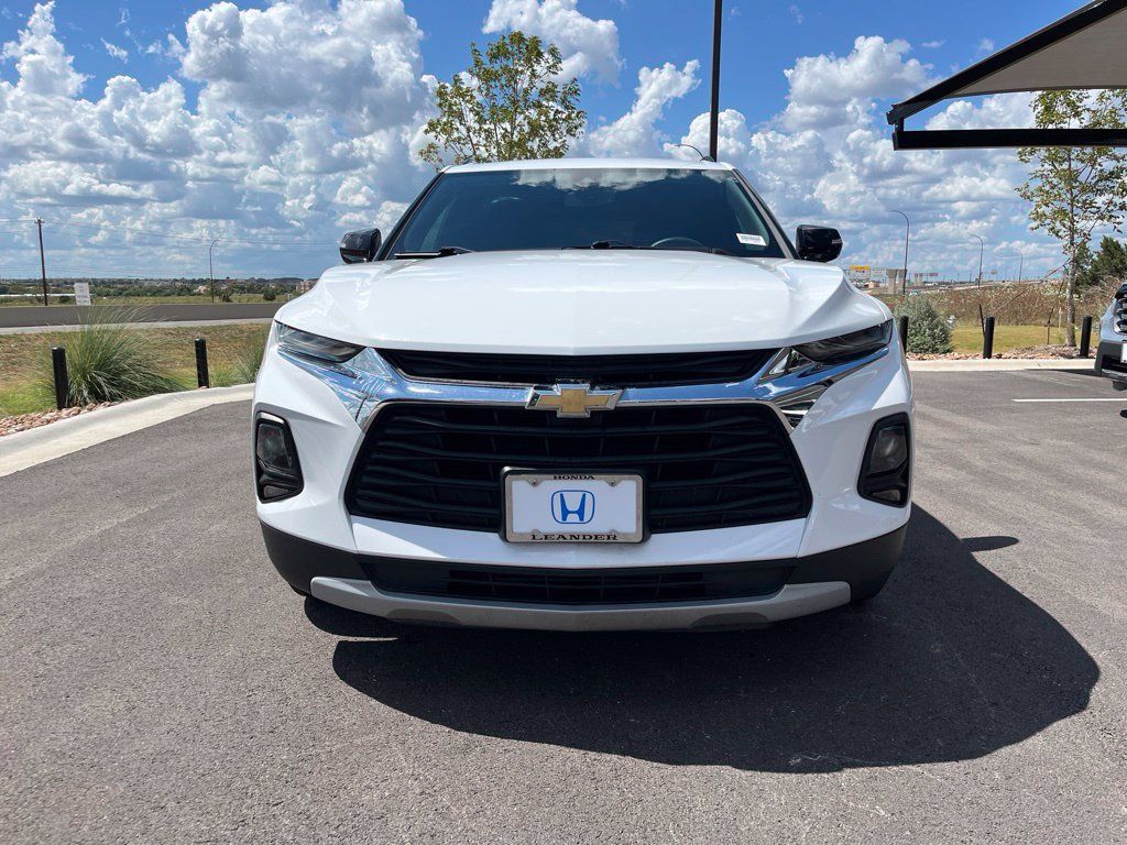 Used 2021 Chevrolet Blazer LT FWD image 2