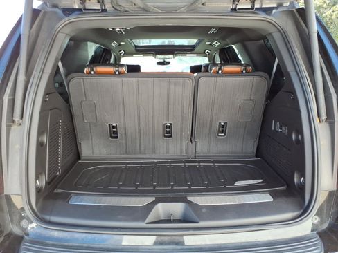 Certified 2024 GMC Yukon Denali Ultimate image 27