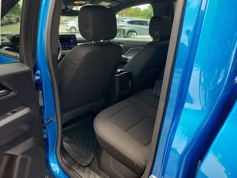 Used 2024 Chevrolet Colorado LT w/ LT Convenience Package RWD image 9