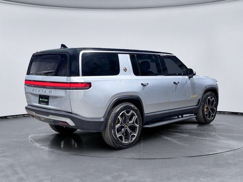 Used 2024 Rivian R1S Adventure AWD/4WD image 3