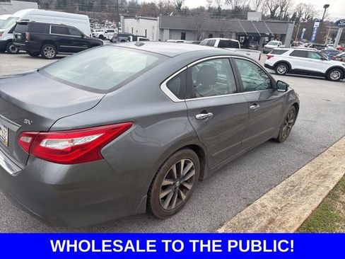 Used 2017 Nissan Altima 2.5 SV w/ Convenience Package image 8