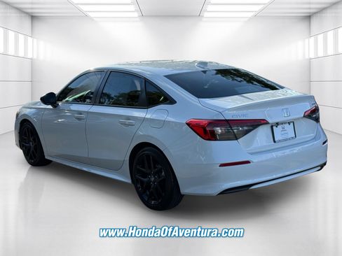 Certified 2023 Honda Civic Sport image 4