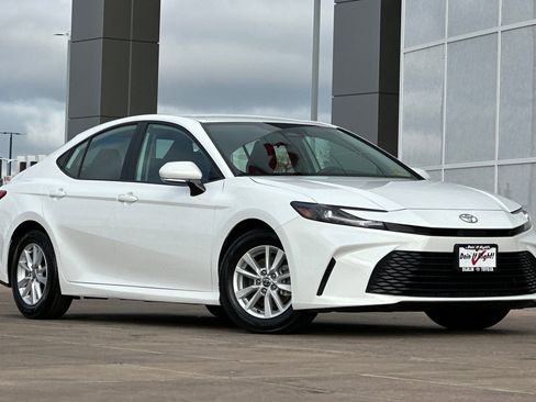 Certified 2025 Toyota Camry LE image 2