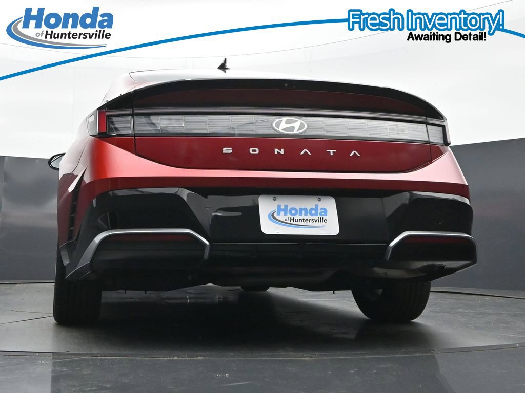 Used 2025 Hyundai Sonata SEL FWD image 32