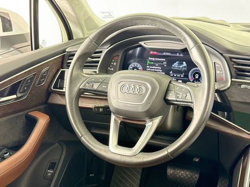Used 2021 Audi Q7 3.0T Prestige image 19