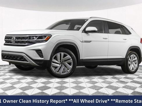 Used 2023 Volkswagen Atlas Cross Sport SE image 2