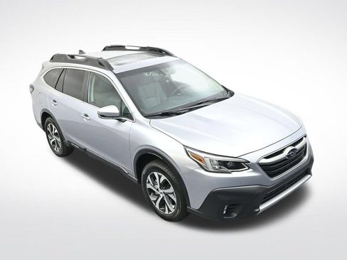 Used 2022 Subaru Outback Limited AWD/4WD image 23