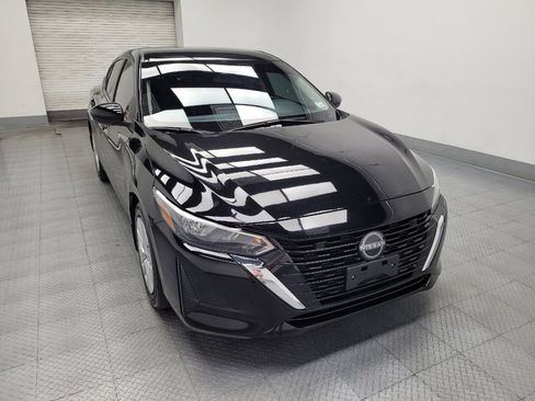 Used 2025 Nissan Sentra S FWD image 14