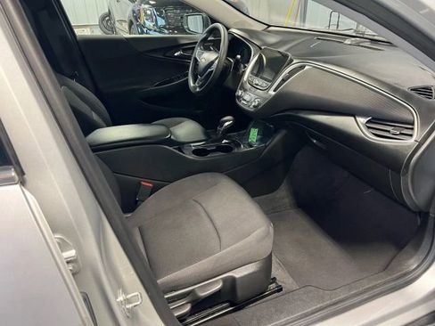 Used 2022 Chevrolet Malibu LS image 11