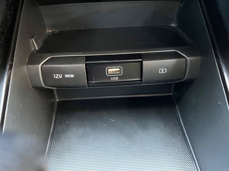 Used 2020 Kia Telluride LX AWD/4WD image 14
