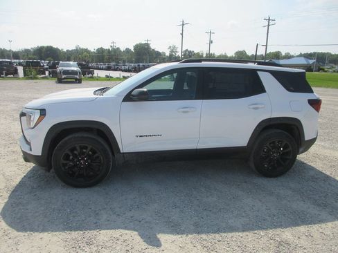 New 2026 GMC Terrain Elevation w/ Black Edition FWD image 7