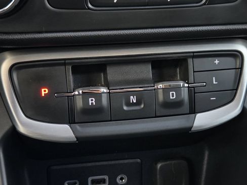 Used 2024 GMC Terrain SLE AWD/4WD image 20