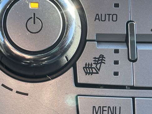 Used 2017 Chevrolet Equinox Premier w/ Enhanced Convenience Package image 22