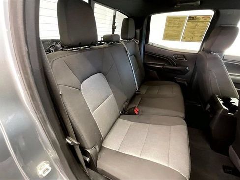 Used 2025 Chevrolet Colorado W/T AWD/4WD image 18