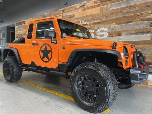 Used 2012 Jeep Wrangler Unlimited Sport AWD/4WD image 48