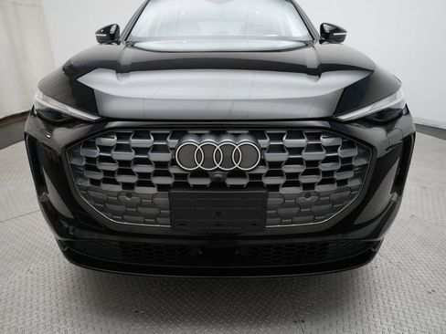 Used 2025 Audi Q5 Premium w/ Convenience Package AWD/4WD image 23
