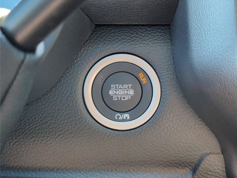 New 2026 RAM 2500 Big Horn AWD/4WD image 25