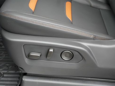 New 2026 GMC Sierra 1500 AT4 w/ AT4 Premium Package image 29