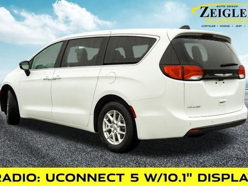 New 2026 Chrysler Voyager LX image 2