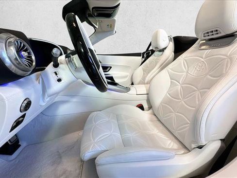 New 2026 Mercedes-Benz Maybach SL 680 image 18