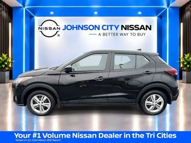 Certified 2025 Nissan Kicks Play S FWD image 7