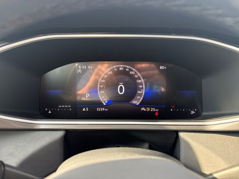 Certified 2026 Volkswagen Taos SE AWD/4WD image 14