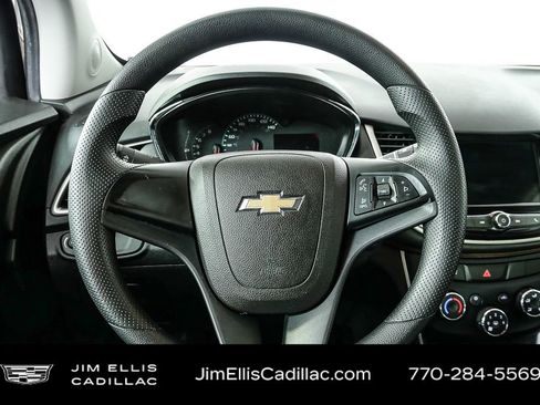Used 2019 Chevrolet Trax LS image 9