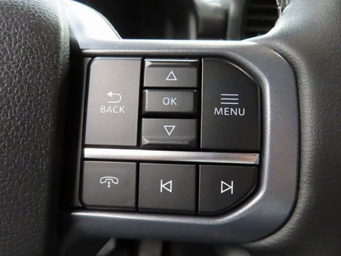 Used 2025 Ford F150 Lariat image 47