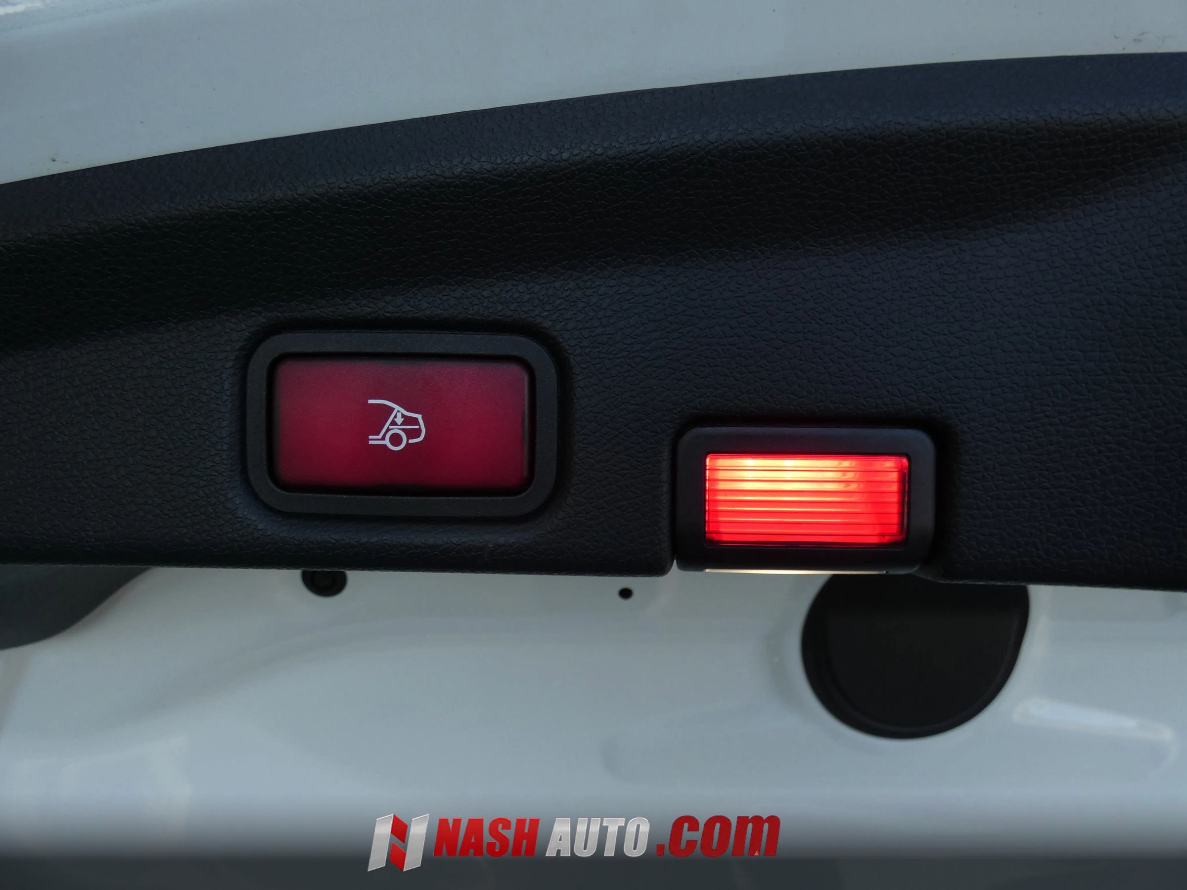 Used 2020 Mercedes-Benz E 450 Cabriolet w/ AMG Line image 75