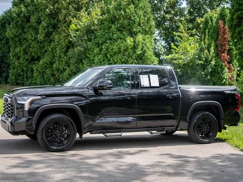 Used 2024 Toyota Tundra Limited w/ TRD Off-Road Package AWD/4WD image 9