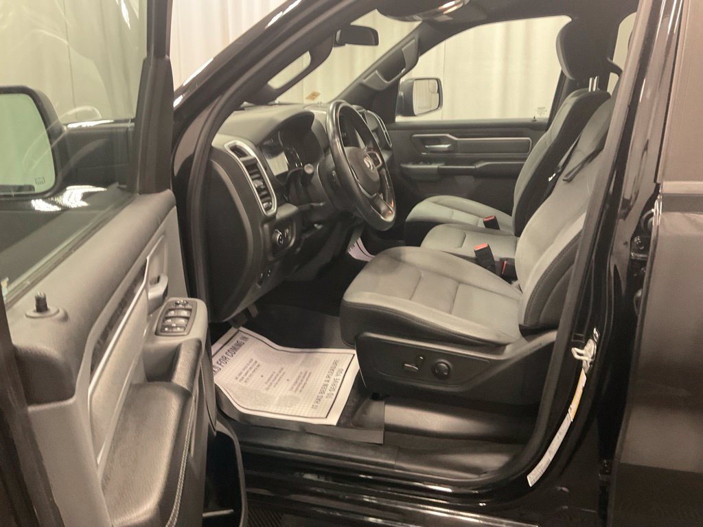 Used 2023 RAM 1500 Big Horn AWD/4WD image 4