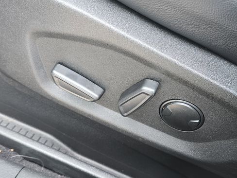 Used 2023 Ford Edge SEL w/ Convenience Package image 12