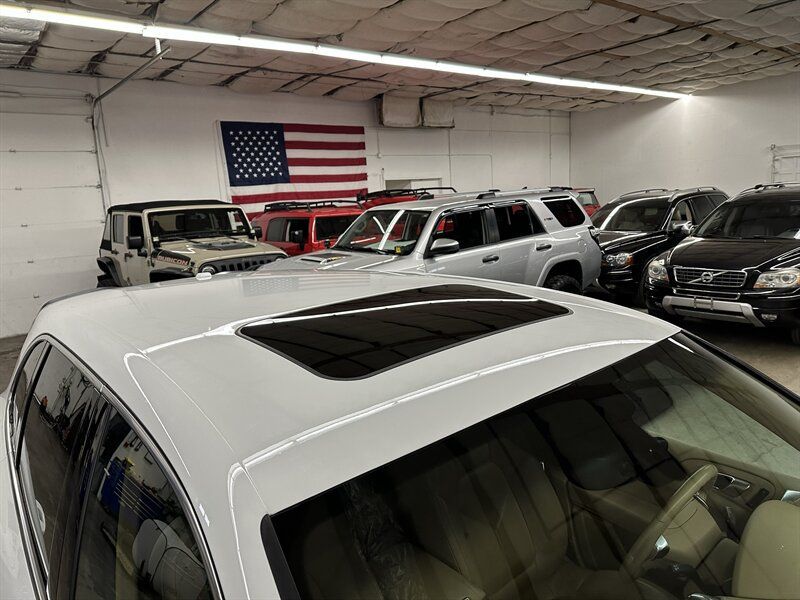 Used 2014 Porsche Cayenne AWD/4WD image 8