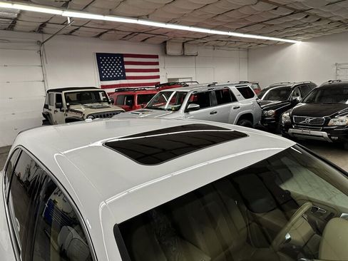 Used 2014 Porsche Cayenne AWD/4WD image 8