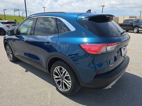 Certified 2020 Ford Escape SEL FWD image 3