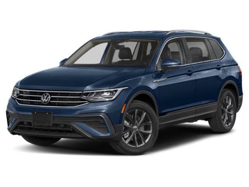Used 2023 Volkswagen Tiguan SE w/ Panoramic Sunroof Package FWD image 1