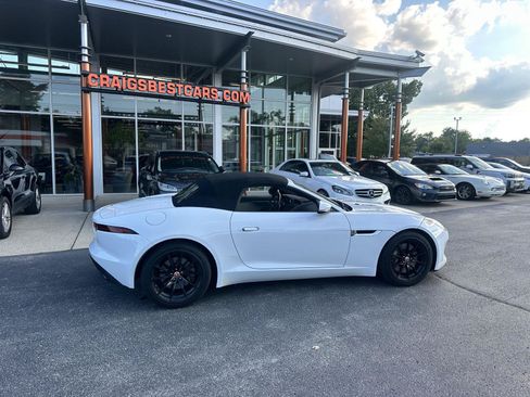 Used 2018 Jaguar F-TYPE Convertible RWD image 16