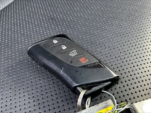 Used 2024 Lexus GX 550 AWD/4WD image 15