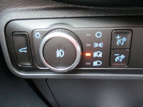 New 2025 Ford Explorer Active w/ Active Comfort Package image 11