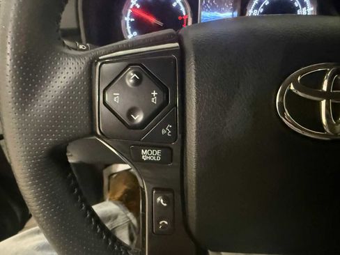 Certified 2023 Toyota 4Runner TRD Off-Road image 29