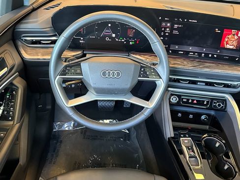Certified 2025 Audi Q5 Premium w/ Convenience Package AWD/4WD image 20