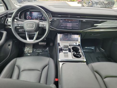 Used 2023 Audi Q7 3.0T Premium AWD/4WD image 13