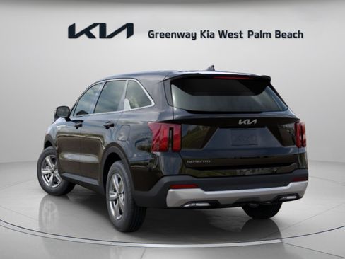 New 2026 Kia Sorento LX FWD image 5
