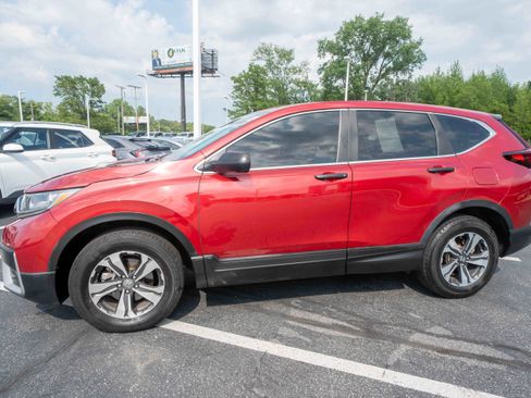 Used 2020 Honda CR-V LX image 3