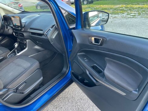 Used 2018 Ford EcoSport SE w/ SE Convenience Package FWD image 10